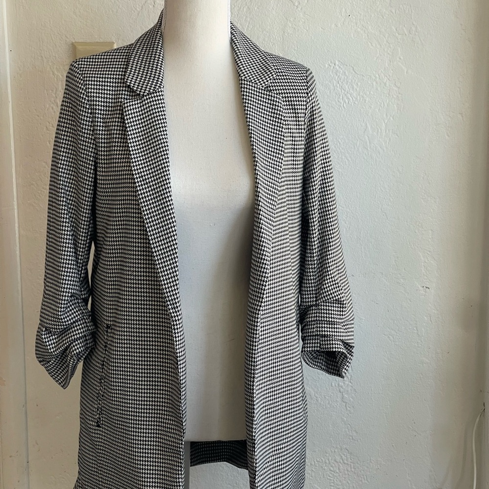 Rachel Zoe Black and White Blazer with Notched Lapel